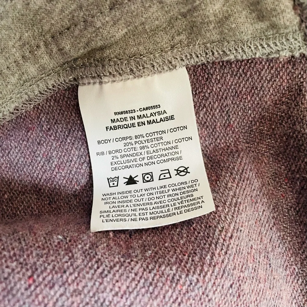 Nike MEDIUM gray logo crewneck sweatshirt